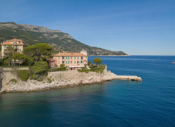 Les plus belles villas en bord de mer à Roquebrune-Cap-Martin : un marché de luxe prisé