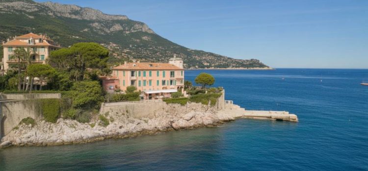 Les plus belles villas en bord de mer à Roquebrune-Cap-Martin : un marché de luxe prisé