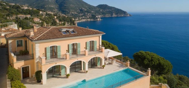 Acheter une villa de luxe à Roquebrune-Cap-Martin : le guide complet pour les acheteurs italiens